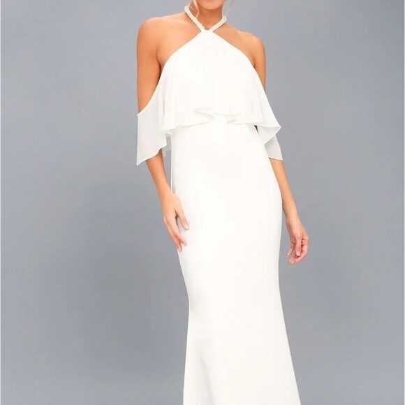 Lulu's Pearls of Wisdom white halter maxi gown size XS - Picture 1 of 16